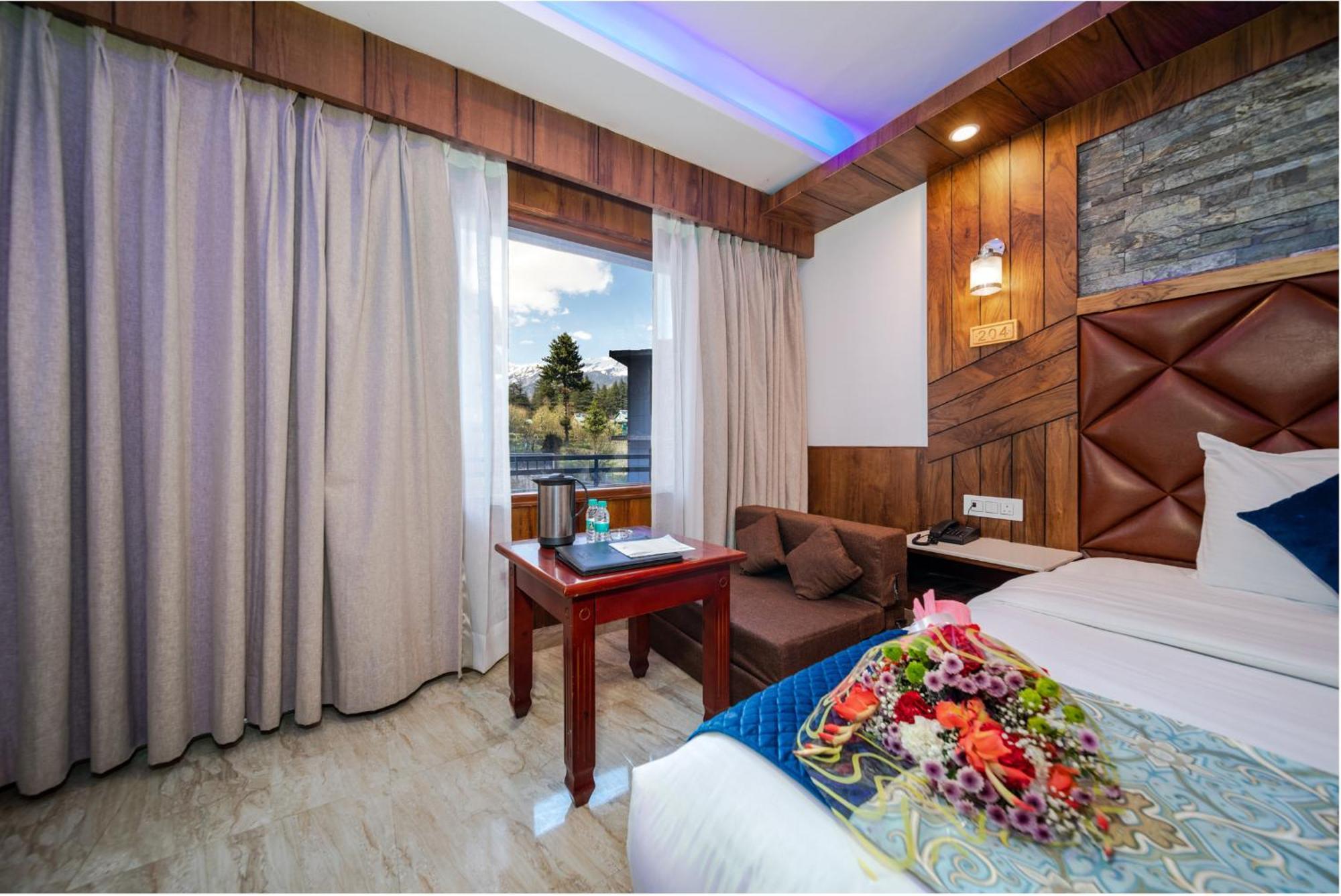 Hotel Monal — Photos 1